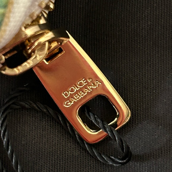 Dolce & Gabbana zip-around  wallet - Picture 6 of 11